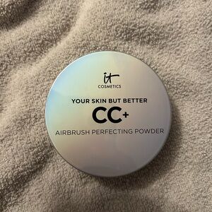 IT Cosmetics CC+ Airbrush Perfecting Light Powder - Silver Compact